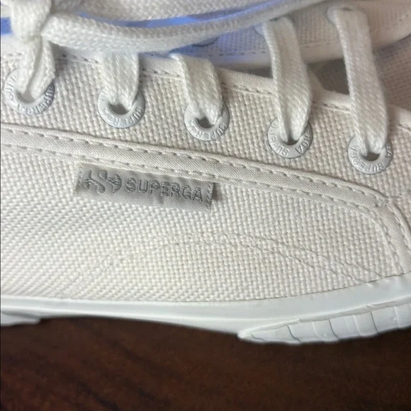 NEW SUPERGA 2630 COTU Sneaker in Total White Size 7.5 - Picture 3 of 8